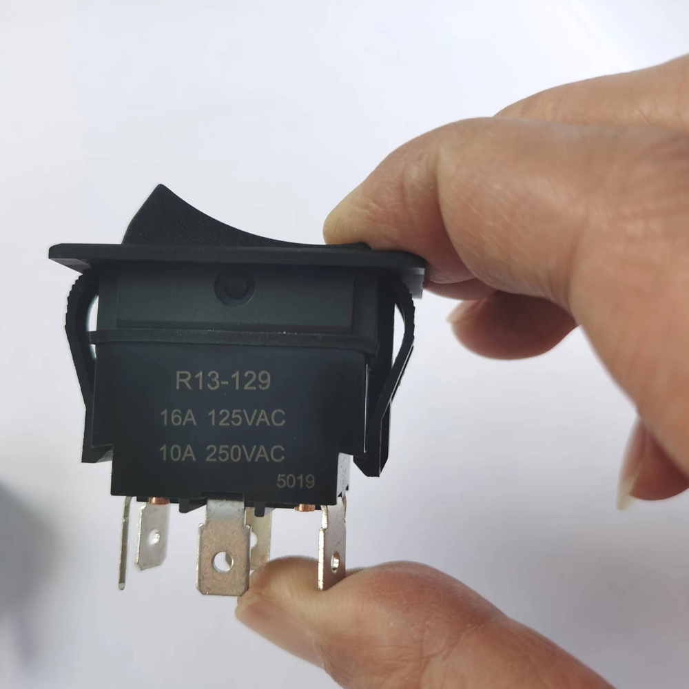 R13-129 4Pin 6Pins 125/250V 16 - Power Tools In Electrical incelemesi ve fiyatı